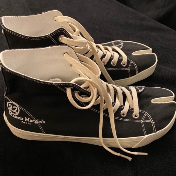 SOLD Maison Margiela Tabi Sneakers Men’s Sz 10 - Picture 2 of 4